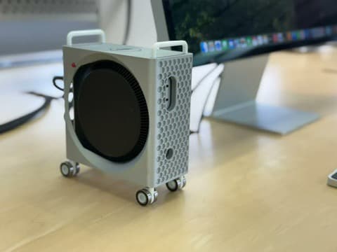 A tiny Apple-inspired print